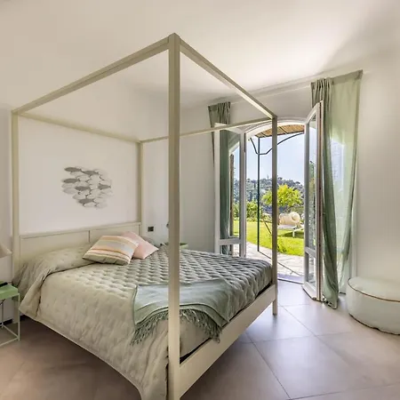 펜션 Portofino Riviera Luxury Villa-pool,garden,parking 쪼알리